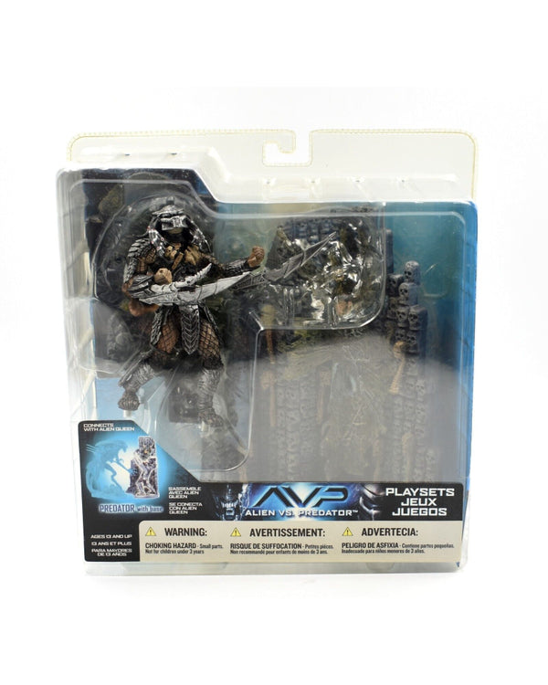 McFarlane Toys Alien vs Predator AVP - Predator with Base Action Figure Playset - Toys & Games:Action Figures & Accessories:Action Figures