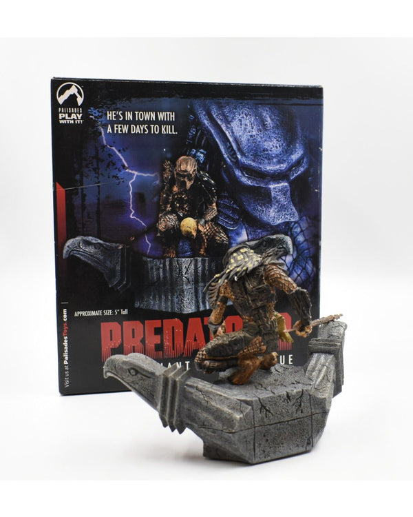 Palisades Toys - Predator 2 Triumphant Limited Edition Micro Statue - Toys & Games:Action Figures & Accessories:Action Figures